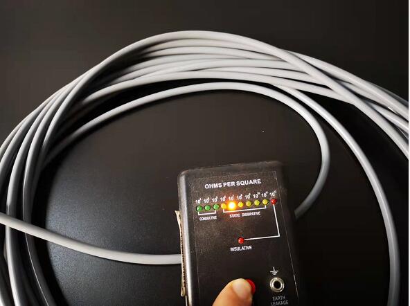 秒懂關鍵參數：《工業抗（kàng）靜電矽膠（jiāo）管選型白皮書》助您5分鍾成為選型專（zhuān）家