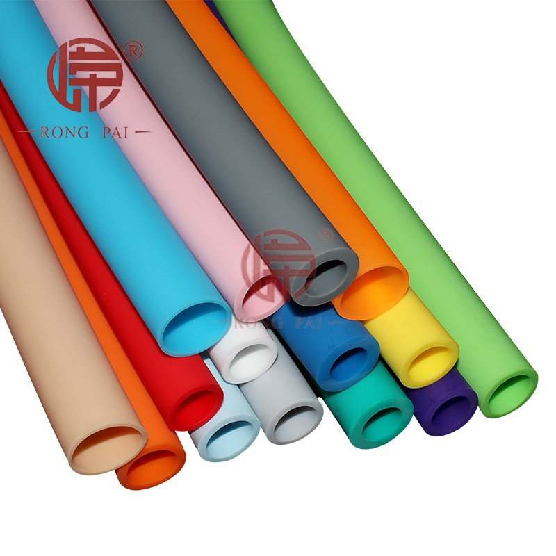 黑色矽膠（jiāo）管和透（tòu）明矽（guī）膠管的區別在哪？-常州（zhōu）麻花传媒XK在线观看橡塑（sù）製品有限公司