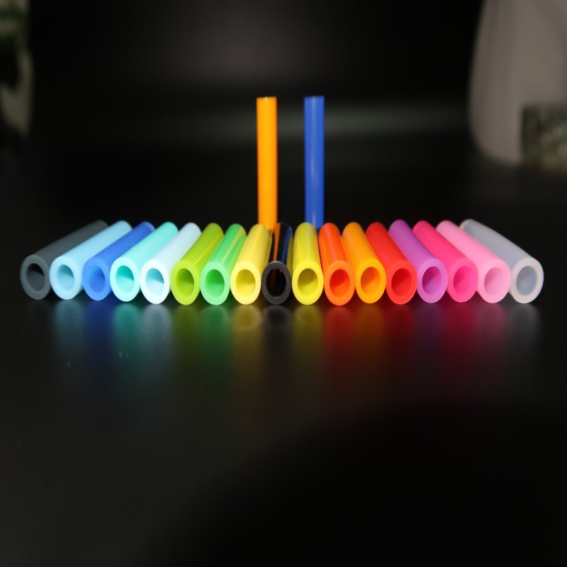 彩色矽膠（jiāo）管